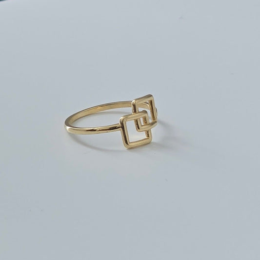 Square ring