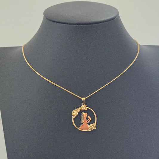 Rose Singer pendant