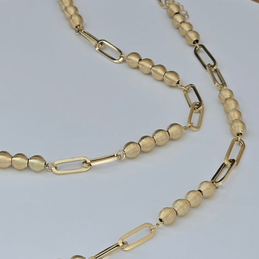 Ball and paperclip necklace