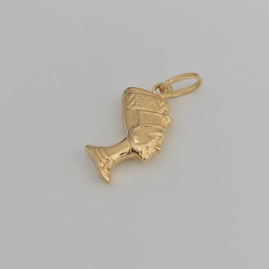 Nerfetiti pendant