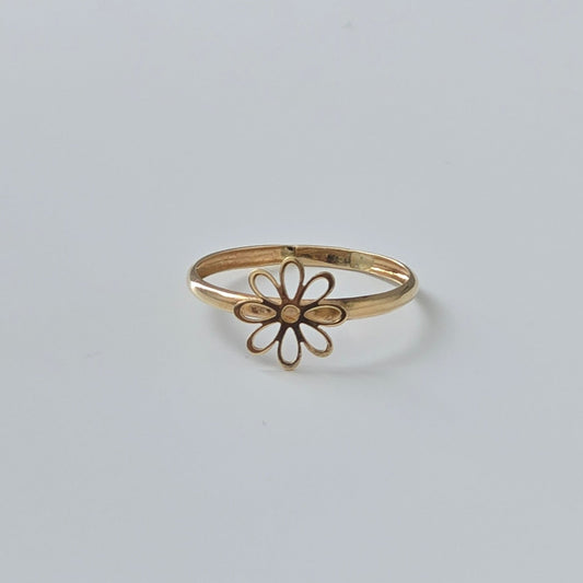 Flower ring