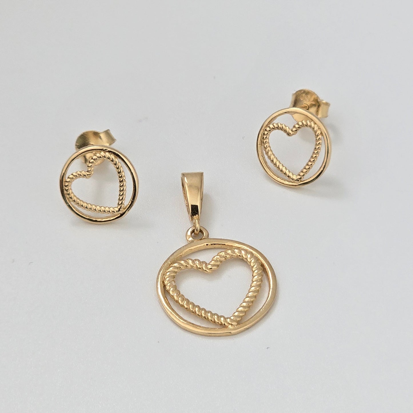 Twisted heart mini set