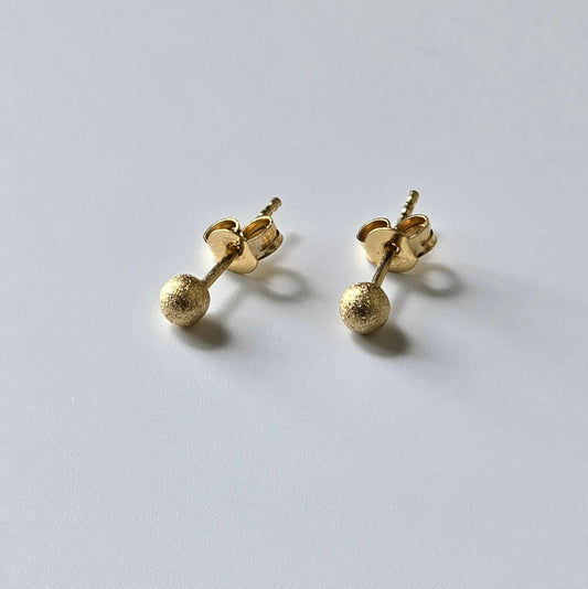 Round pin stud
