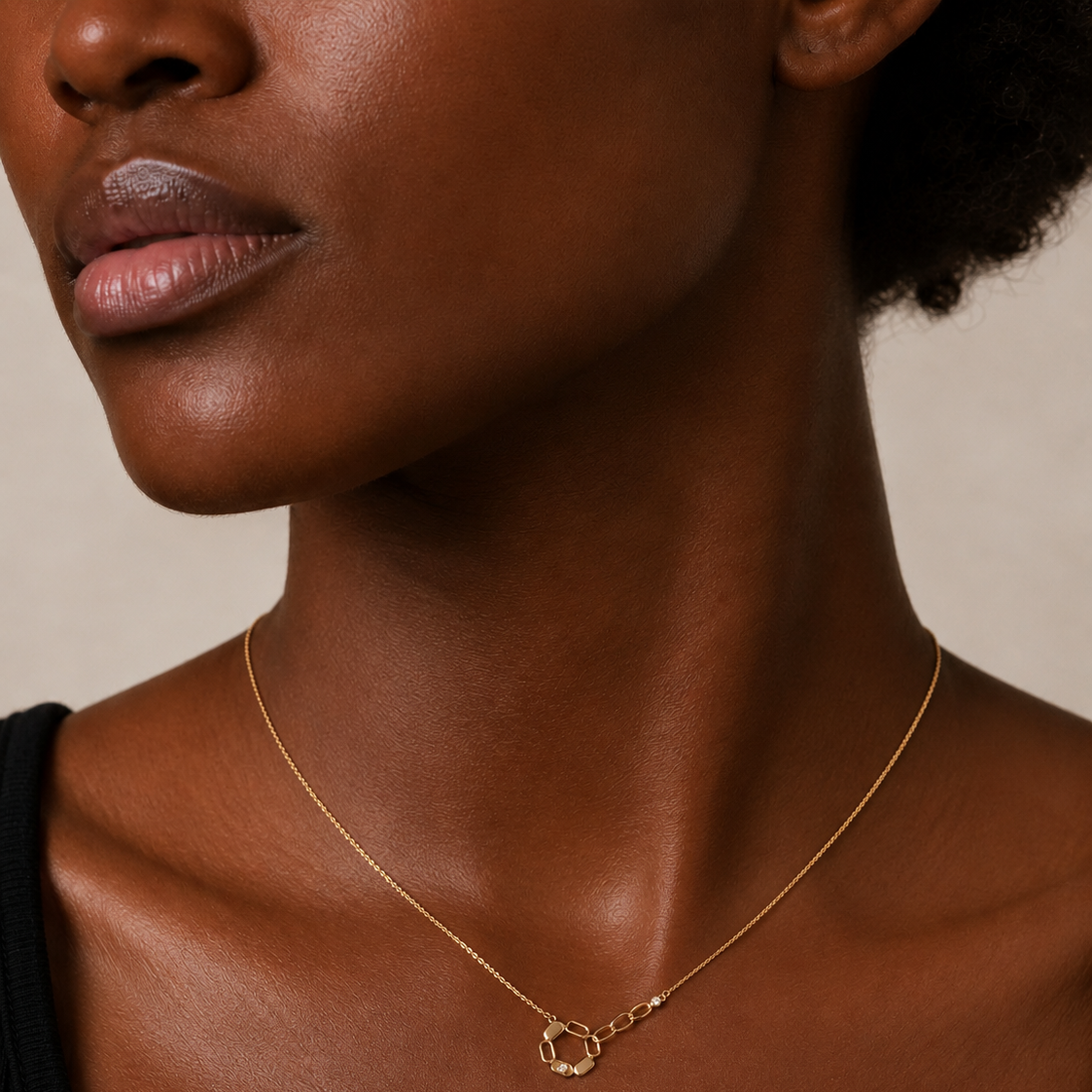 Halo link Necklace