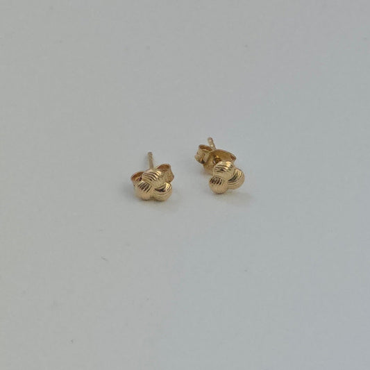 Spiral stud