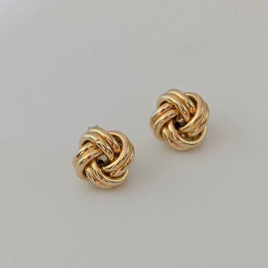 Knot studs (Yellow Gold)