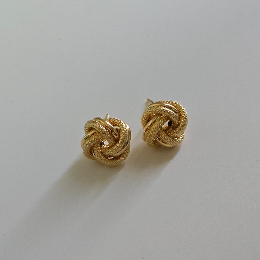 Textured Knot stud
