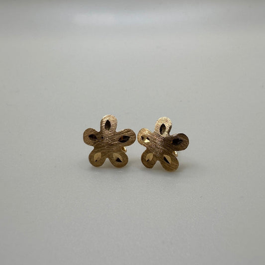 Brushed Foral cutout stud